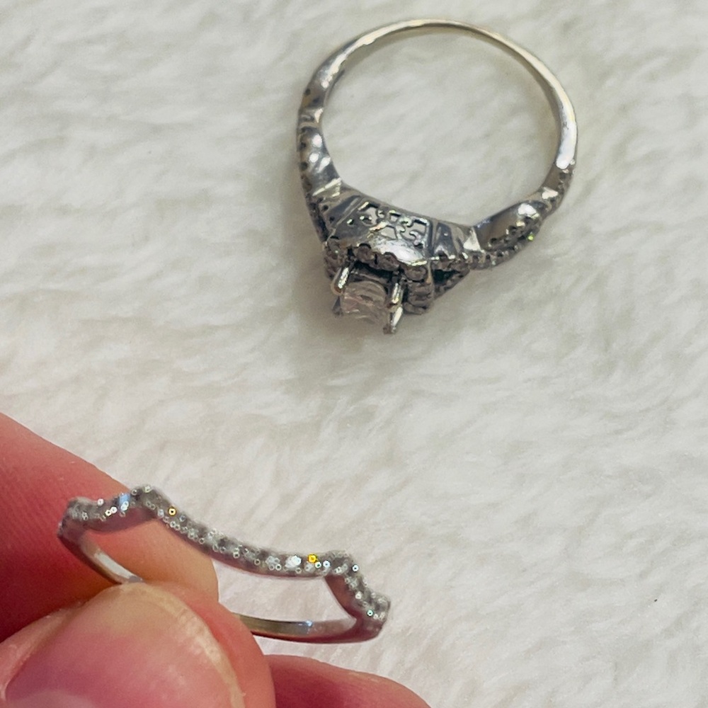 14kt White Gold Diamond Bridal Set - Picture 8 of 11